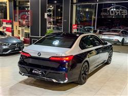 بي ام دبليو الفئة 7